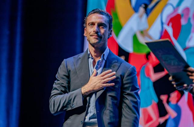 屏幕截图 2023-10-19 200450.png